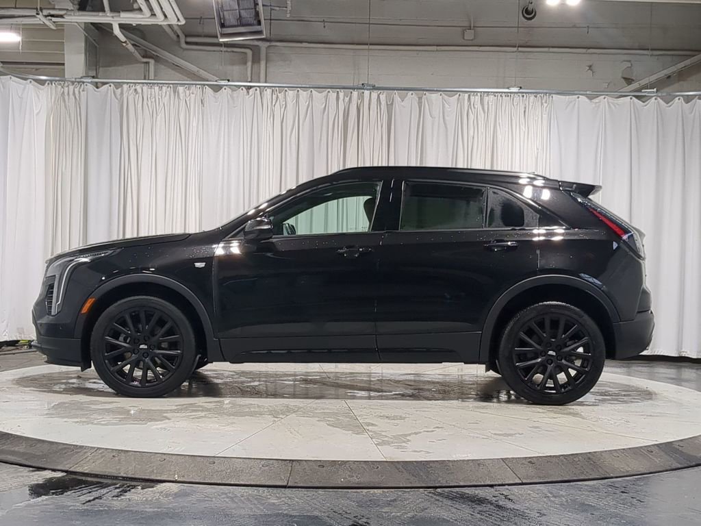 Thumbnail: 2023 Cadillac XT4 - 14