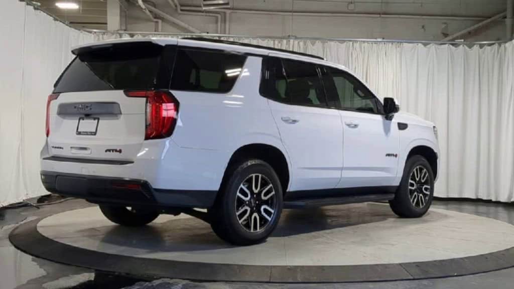 Thumbnail: 2023 GMC Yukon - 10