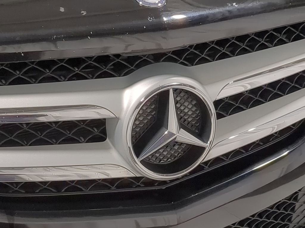 Thumbnail: 2015 Mercedes-Benz GLK - 22