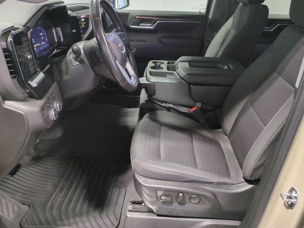 Thumbnail: 2022 GMC Sierra 1500 - 18