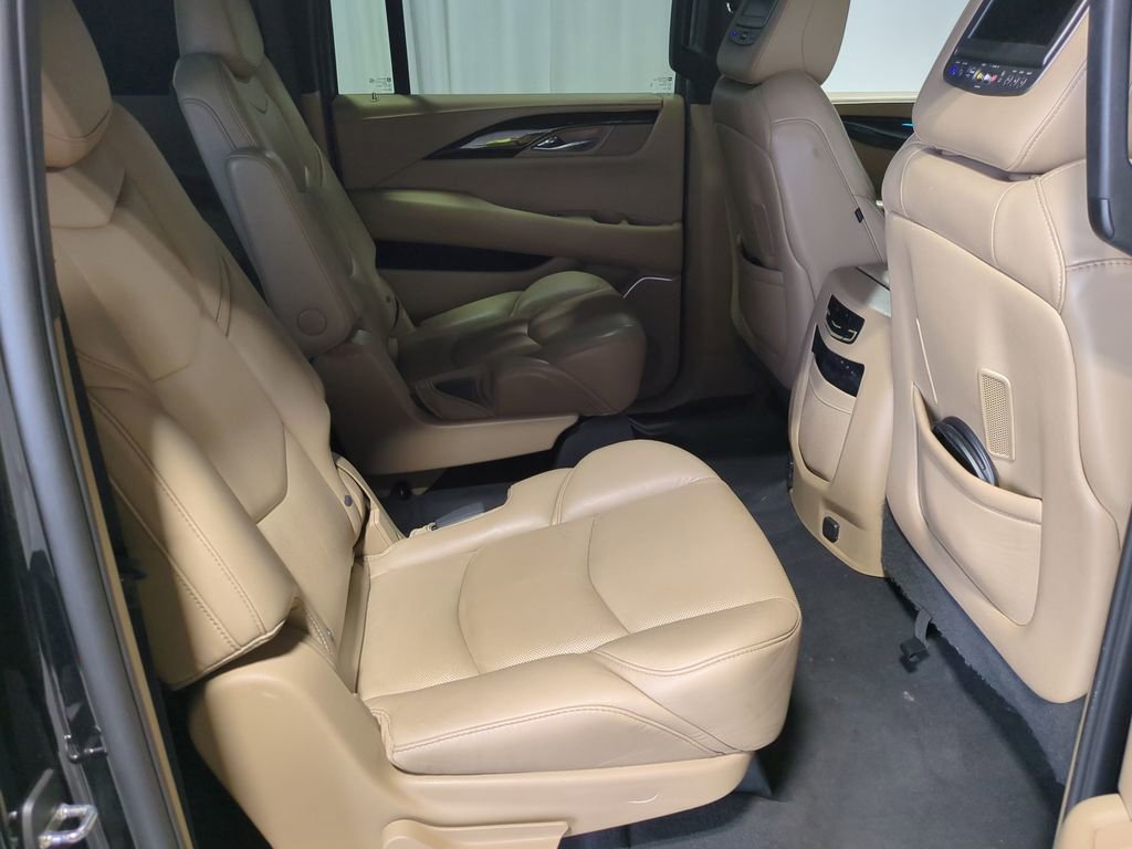 Thumbnail: 2018 Cadillac Escalade - 23