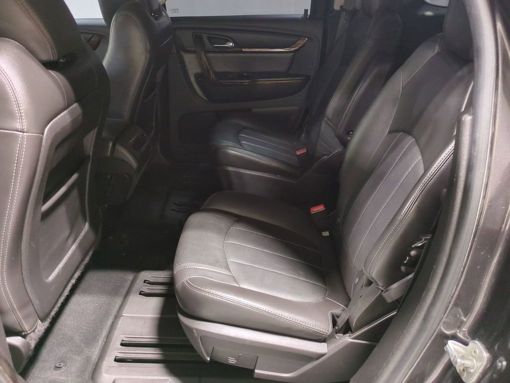 Thumbnail: 2016 GMC Acadia - 22