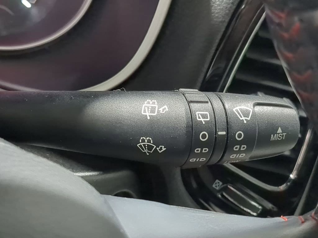 Thumbnail: 2018 Jeep Compass - 39