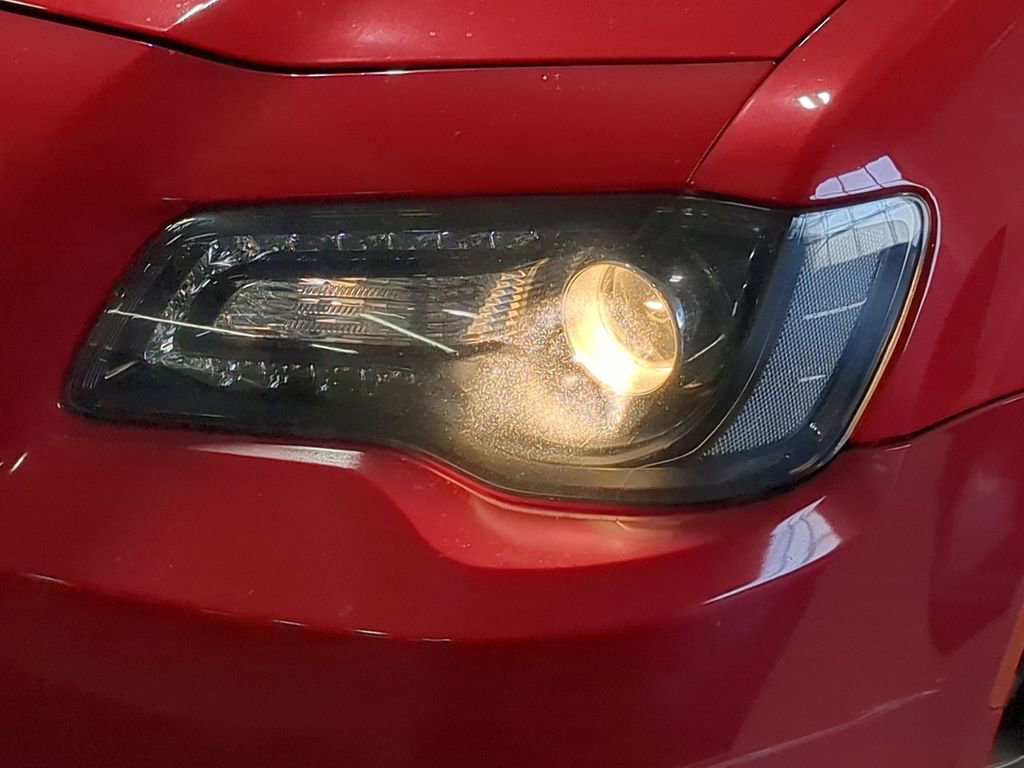 Thumbnail: 2017 Chrysler 300 - 22