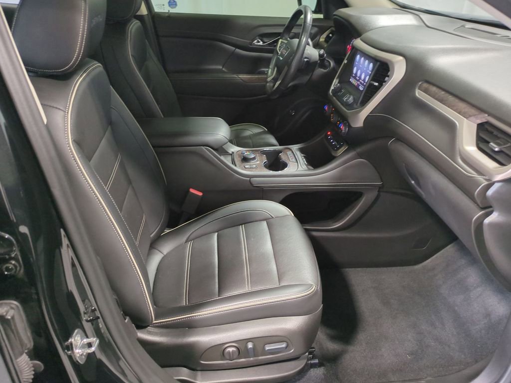 Thumbnail: 2022 GMC Acadia - 24