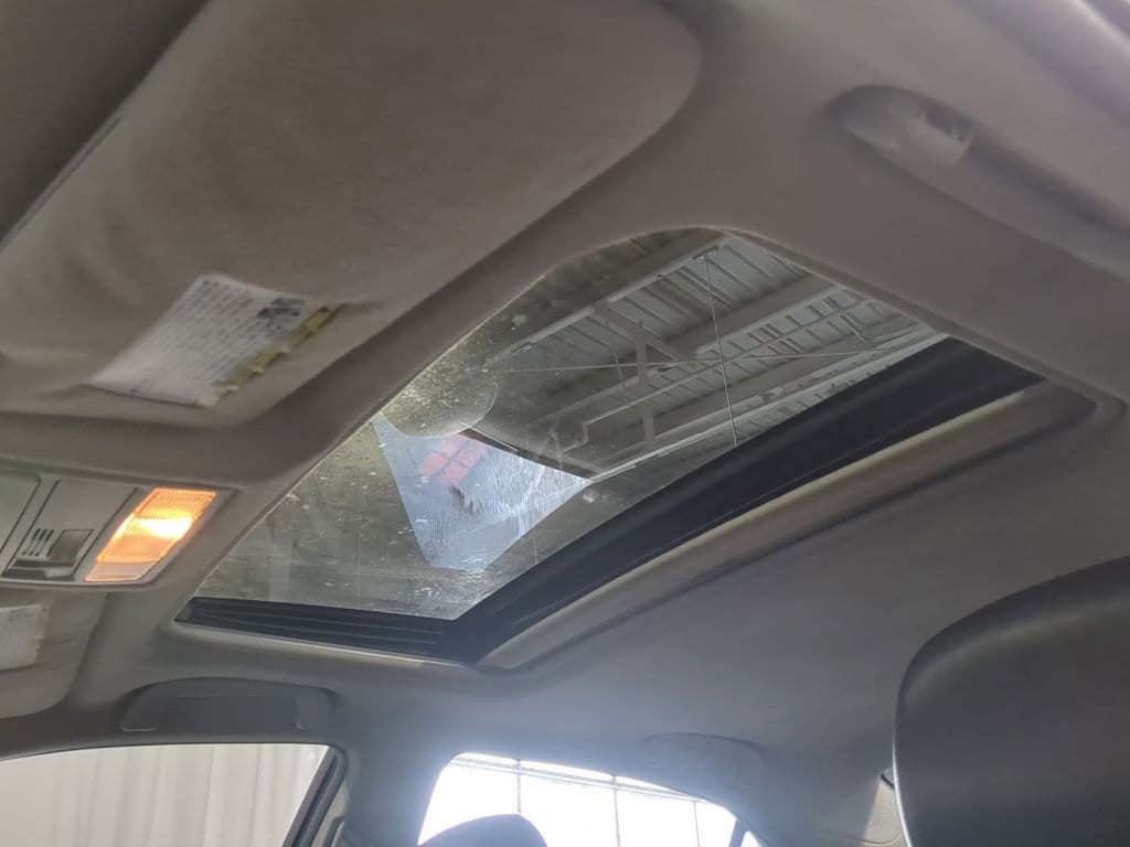 Thumbnail: 2011 Toyota Camry - 31