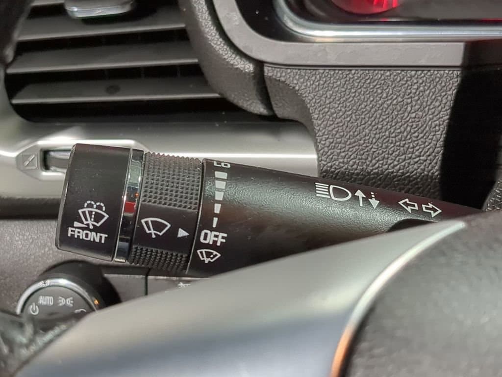 Thumbnail: 2015 GMC Acadia - 42