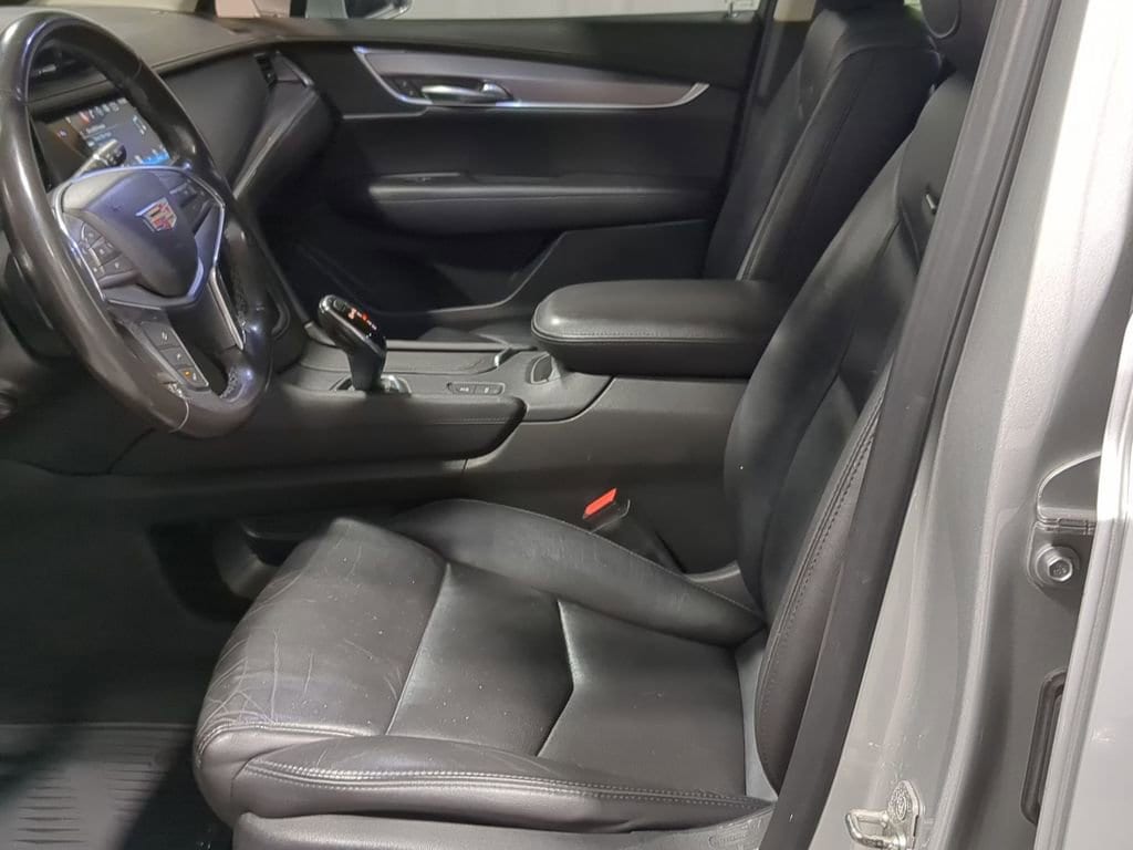 Thumbnail: 2019 Cadillac XT5 - 20