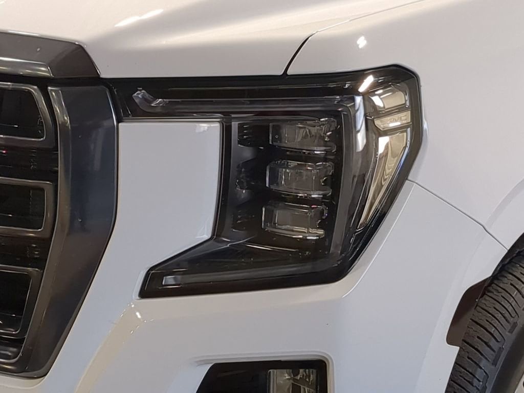 Thumbnail: 2023 GMC Yukon - 22