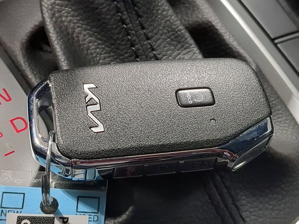 Thumbnail: 2023 Kia Forte - 38