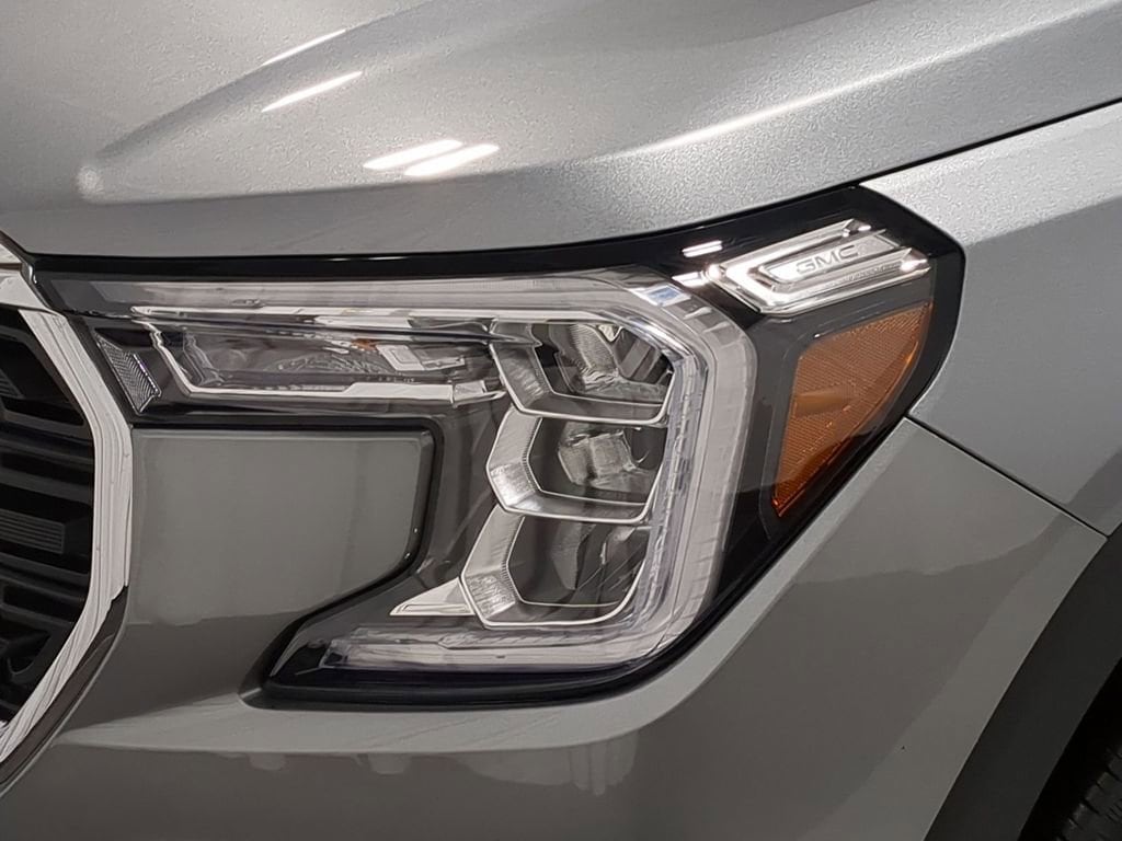 Thumbnail: 2023 GMC Terrain - 11