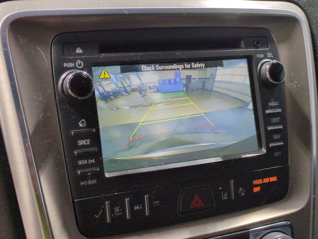 Thumbnail: 2016 GMC Acadia - 33