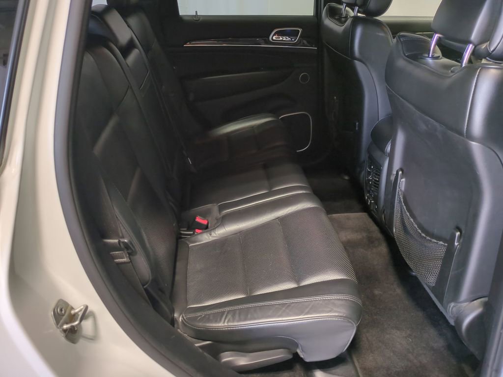 Thumbnail: 2015 Jeep Grand Cherokee - 23
