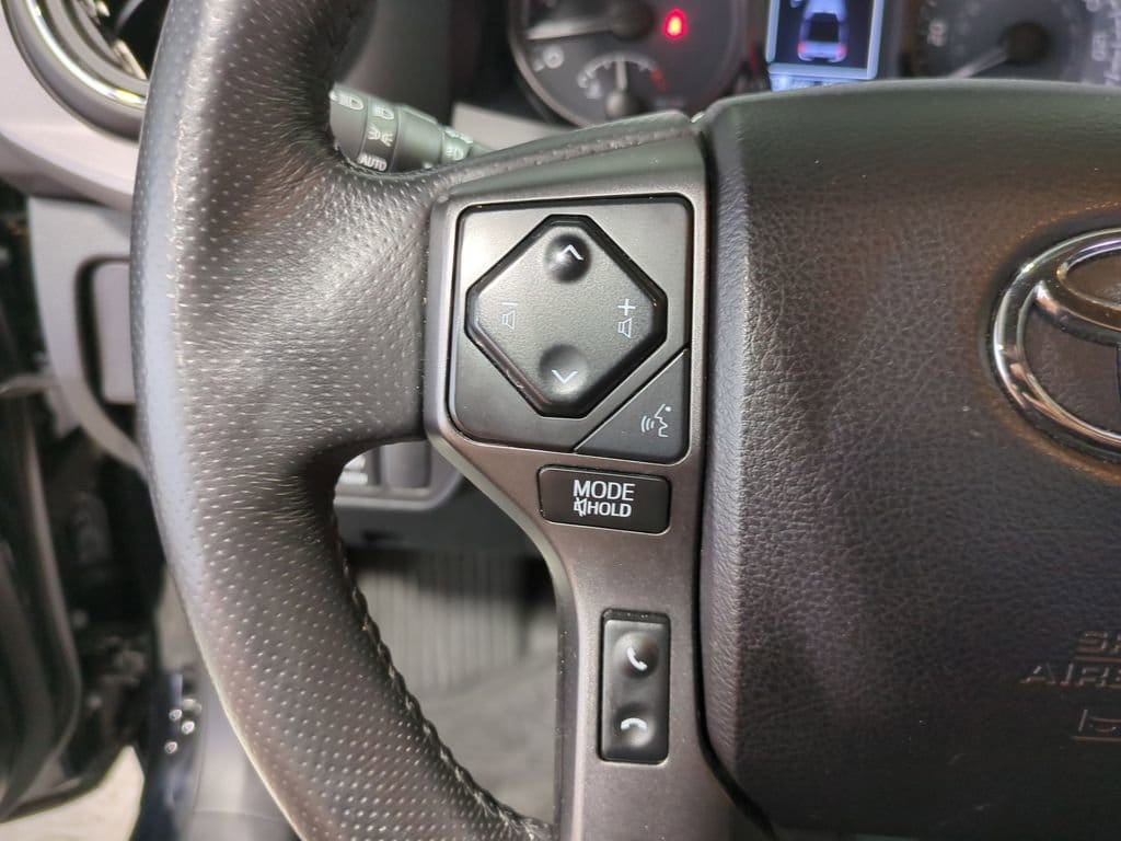 Thumbnail: 2021 Toyota Tacoma - 29