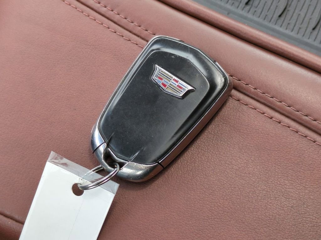 Thumbnail: 2016 Cadillac Escalade - 37