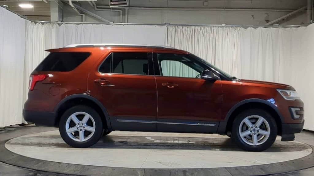 Thumbnail: 2016 Ford Explorer - 11