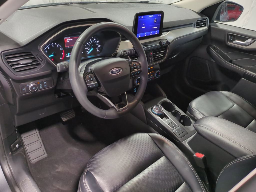 Thumbnail: 2022 Ford Escape - 12