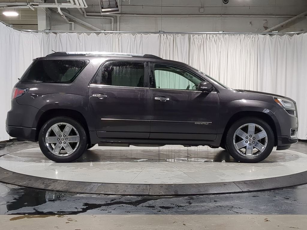 Thumbnail: 2015 GMC Acadia - 18