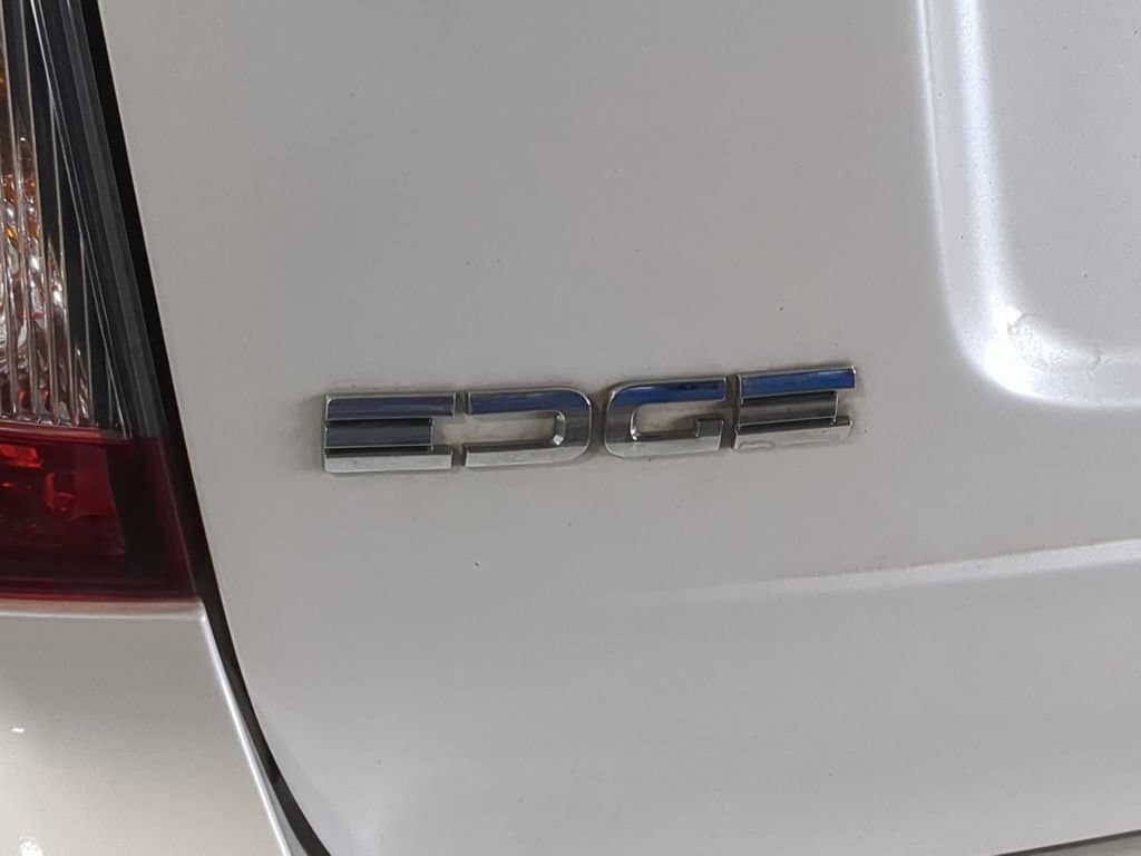 Thumbnail: 2013 Ford Edge - 15