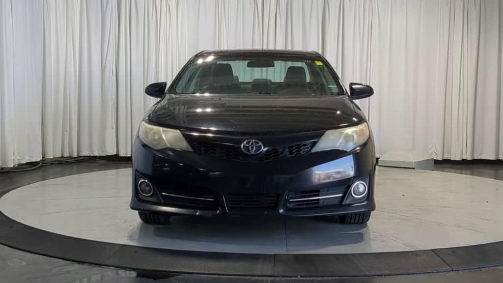 Thumbnail: 2014 Toyota Camry - 3