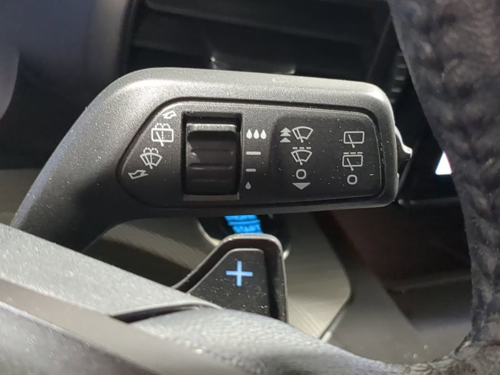 Thumbnail: 2020 Ford Explorer - 29