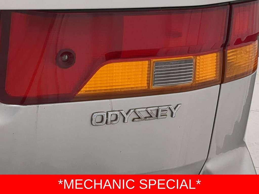 Thumbnail: 2004 Honda Odyssey - 13