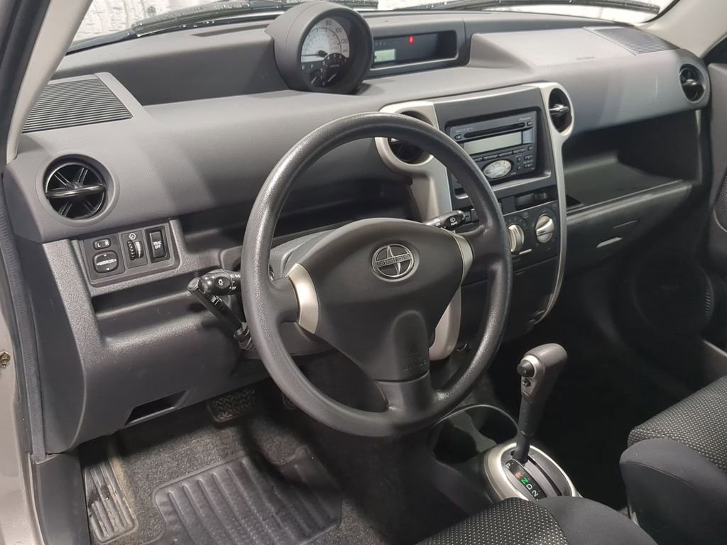 Thumbnail: 2005 Scion xB - 11
