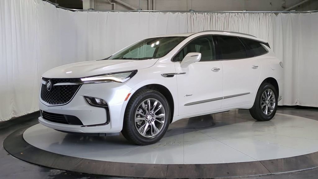 Thumbnail: 2022 Buick Enclave - 4