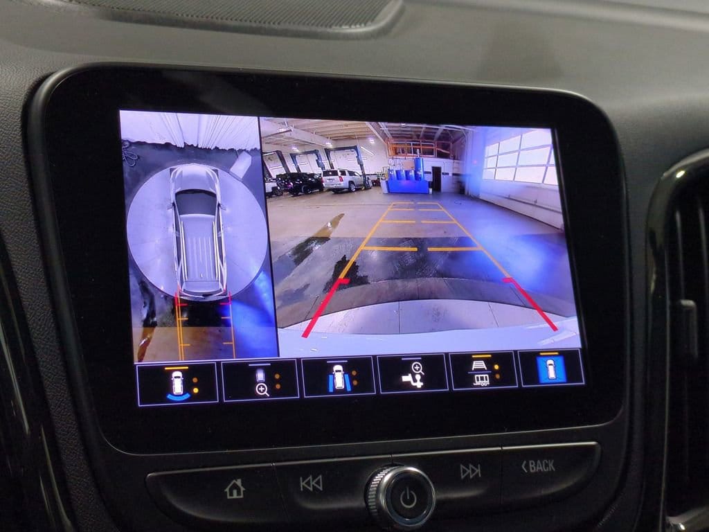 Thumbnail: 2023 Chevrolet Equinox - 37