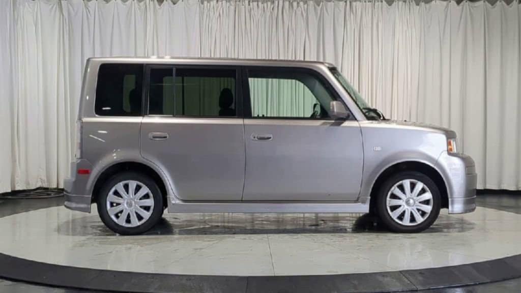 Thumbnail: 2005 Scion xB - 10