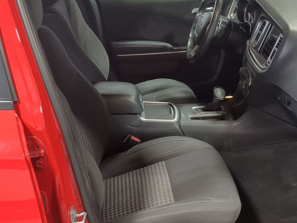 Thumbnail: 2019 Dodge Charger - 27