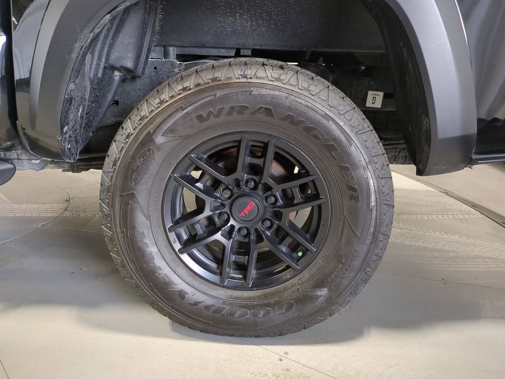 Thumbnail: 2021 Toyota Tacoma - 16