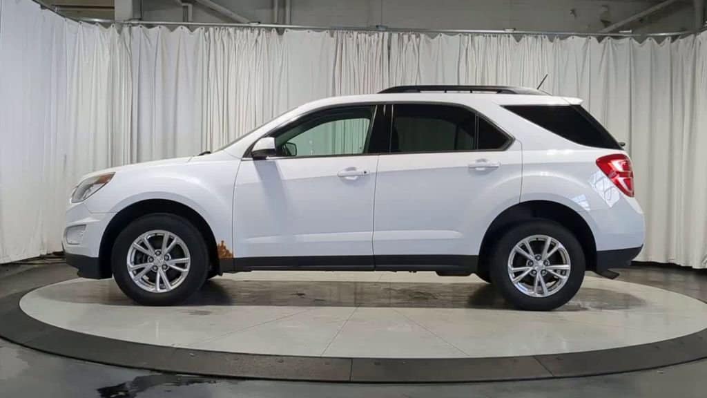 Thumbnail: 2017 Chevrolet Equinox - 6