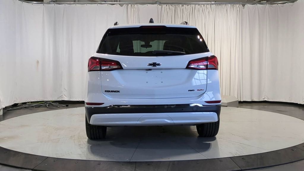 Thumbnail: 2023 Chevrolet Equinox - 9