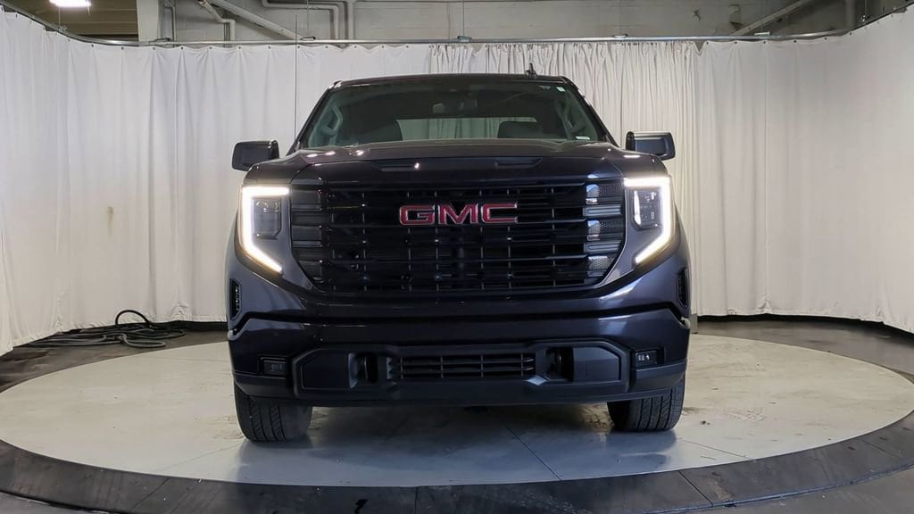 Thumbnail: 2022 GMC Sierra 1500 - 3