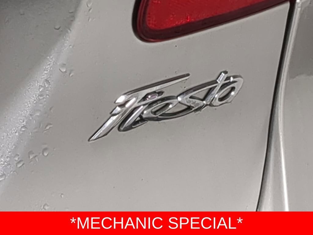 Thumbnail: 2013 Ford Fiesta - 20