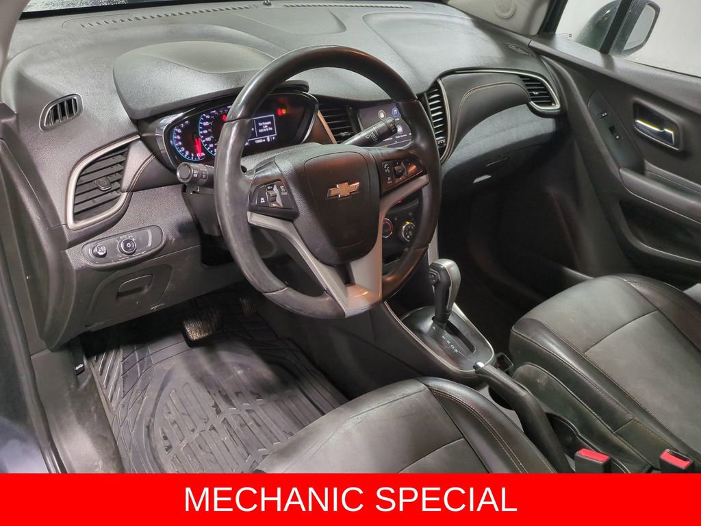 Thumbnail: 2018 Chevrolet Trax - 10