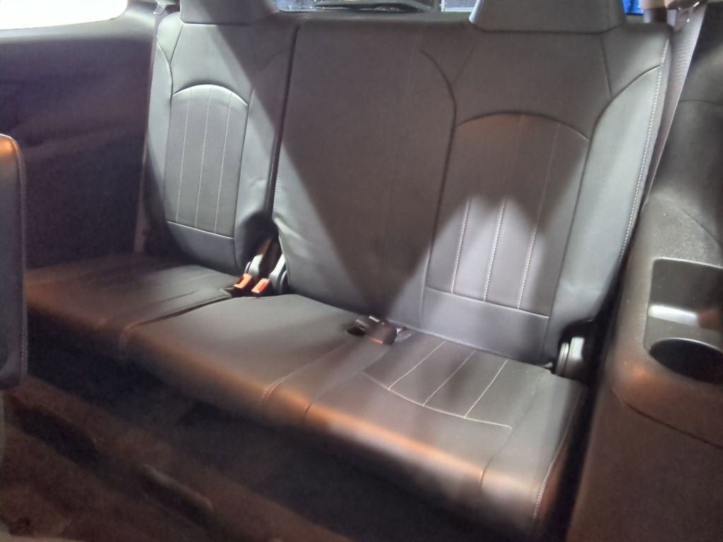 Thumbnail: 2015 GMC Acadia - 35