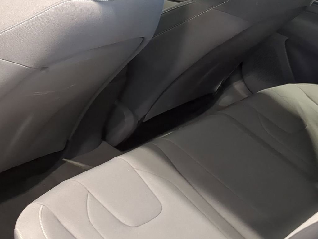 Thumbnail: 2021 Hyundai Elantra - 21