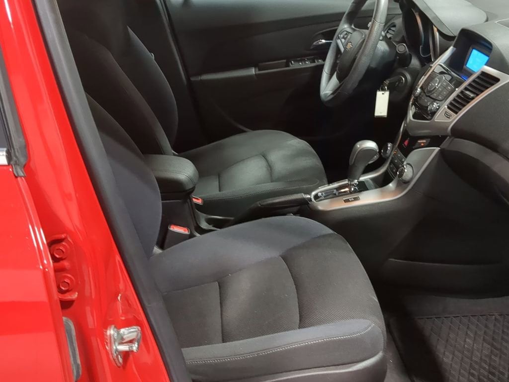 Thumbnail: 2016 Chevrolet Cruze - 24