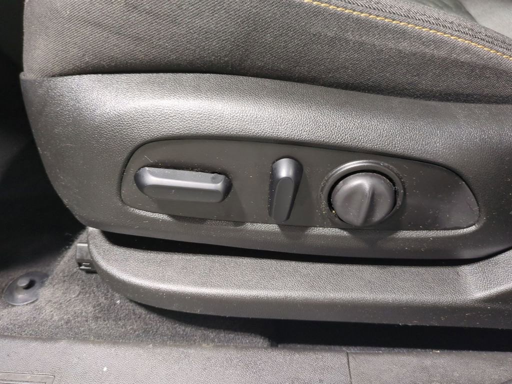 Thumbnail: 2021 Chevrolet Equinox - 21