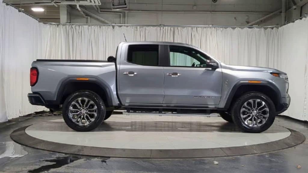 Thumbnail: 2023 GMC Canyon - 11