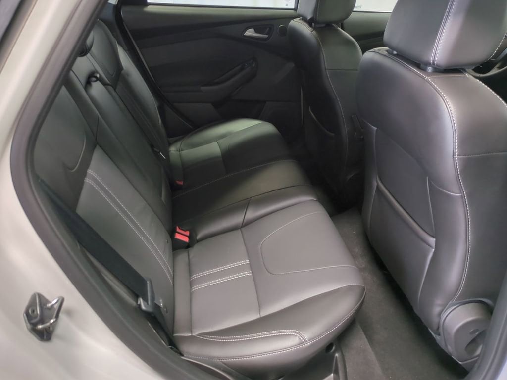 2014 Ford Focus Titanium 19