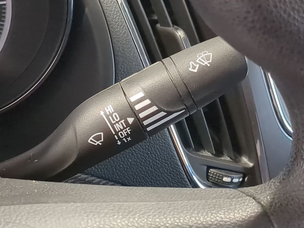 Thumbnail: 2019 Chevrolet Cruze - 29