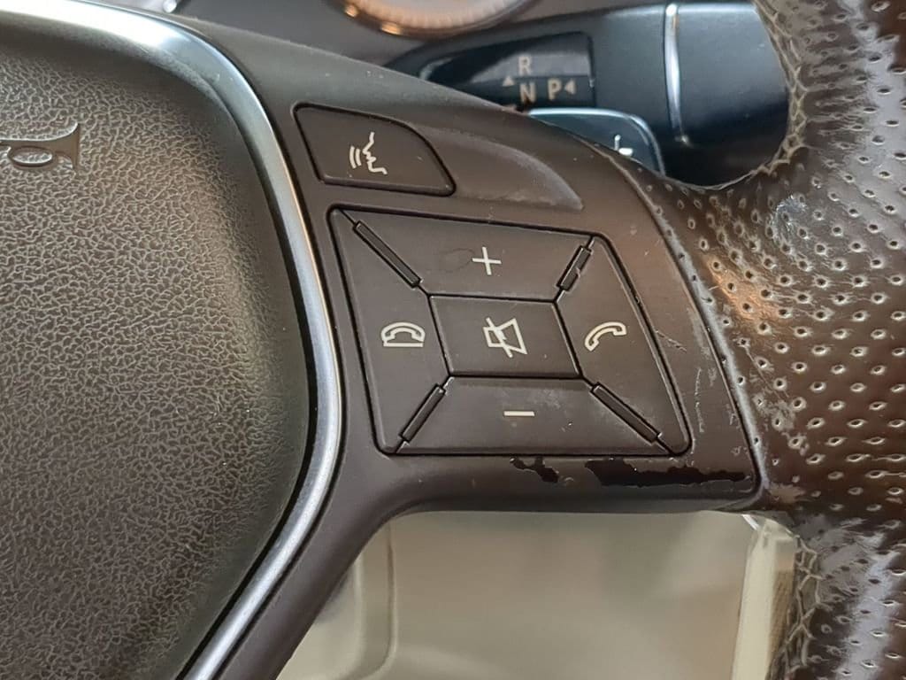 Thumbnail: 2015 Mercedes-Benz GLK - 38