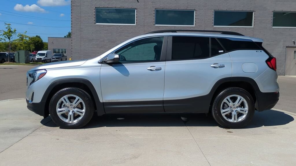 Used 2021 GMC Terrain SLE SUV