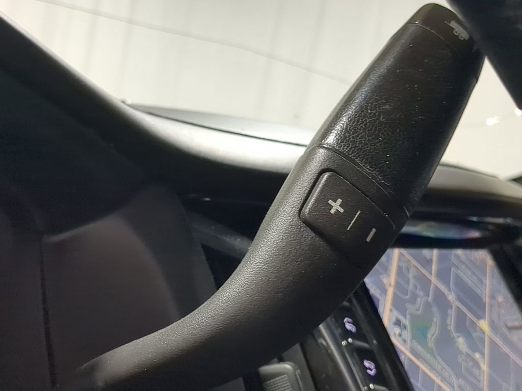 Thumbnail: 2015 Cadillac Escalade - 47