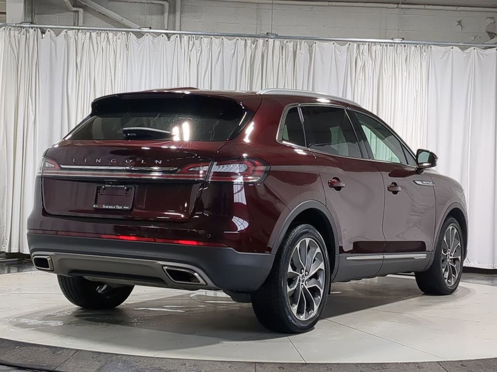 Thumbnail: 2023 Lincoln Nautilus - 14