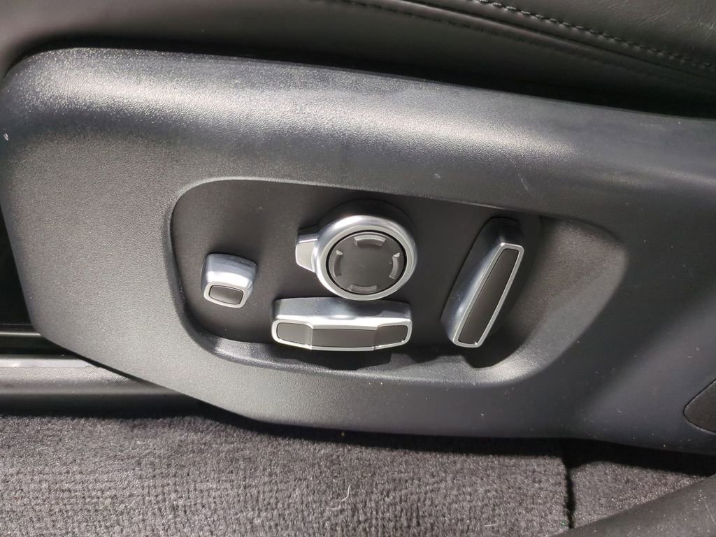 Thumbnail: 2019 Land Rover Range Rover Sport - 20