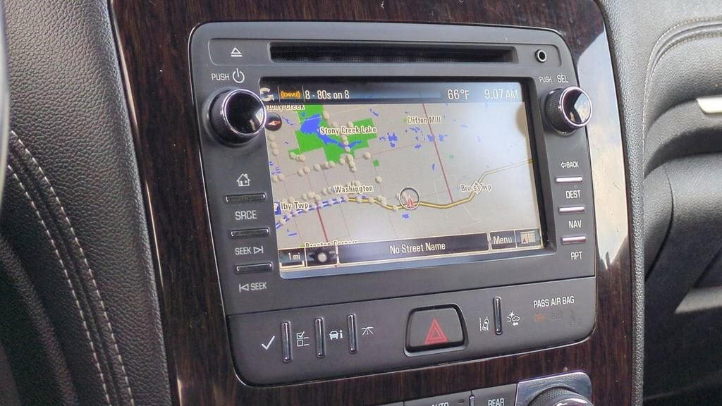 Thumbnail: 2017 Chevrolet Traverse - 30